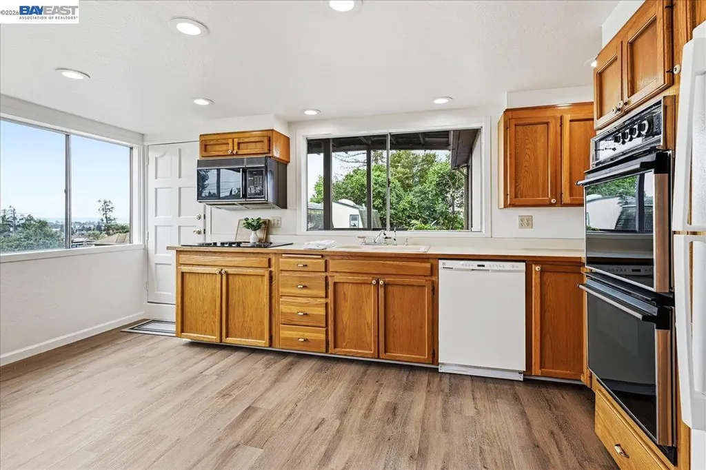 18425 Pepper Street Castro Valley CA 94546