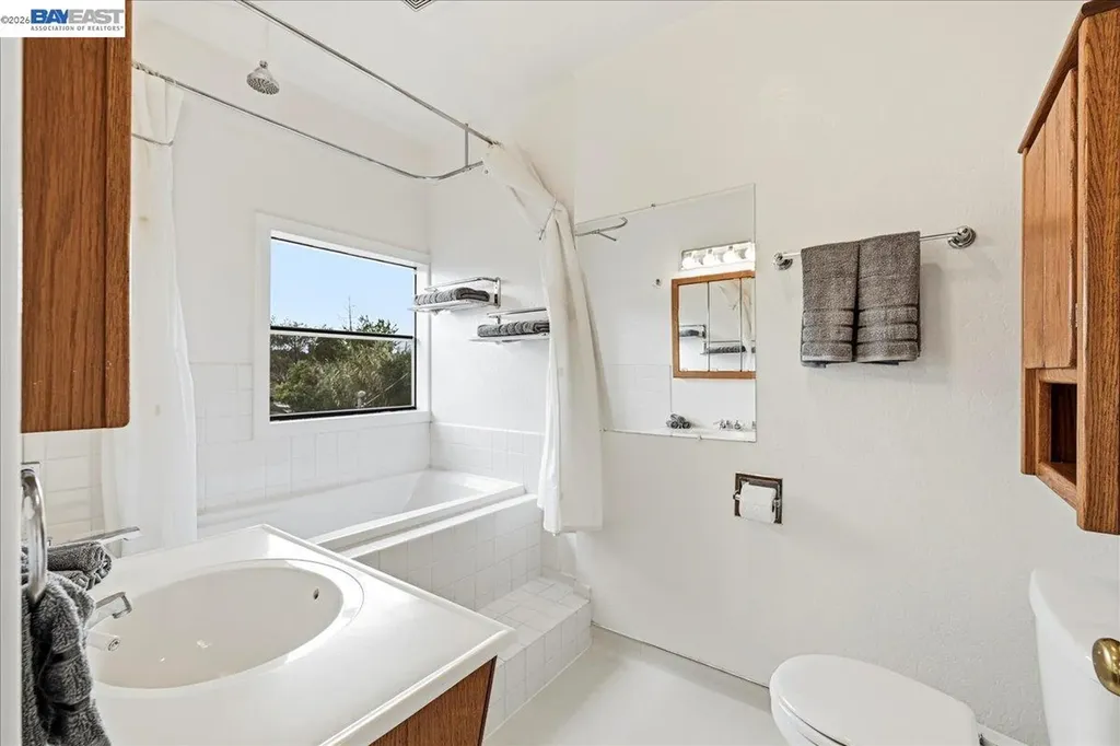 18425 Pepper Street Castro Valley CA 94546