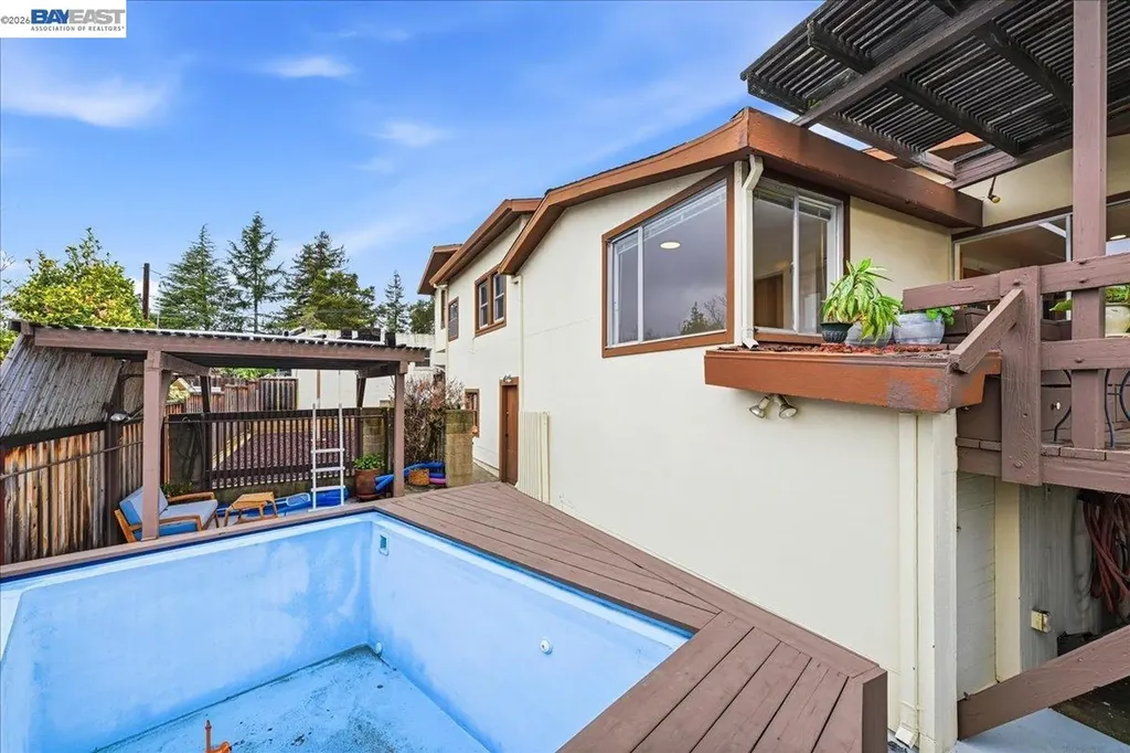 18425 Pepper Street Castro Valley CA 94546