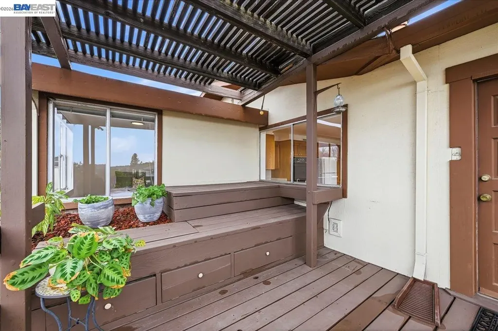 18425 Pepper Street Castro Valley CA 94546