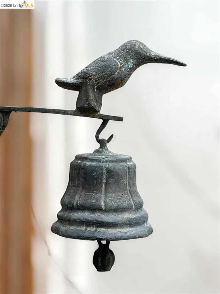 1799 Pomona Street Crockett CA 94525