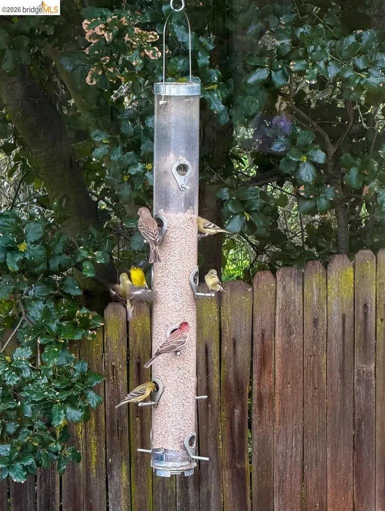 1799 Pomona Street Crockett CA 94525