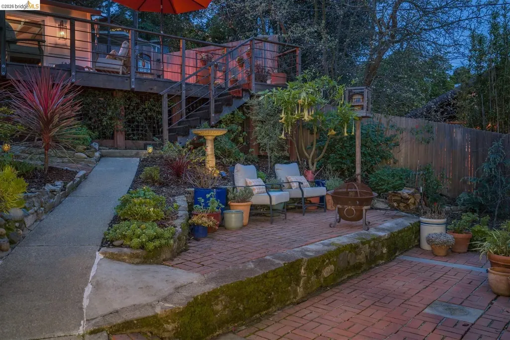 1799 Pomona Street Crockett CA 94525