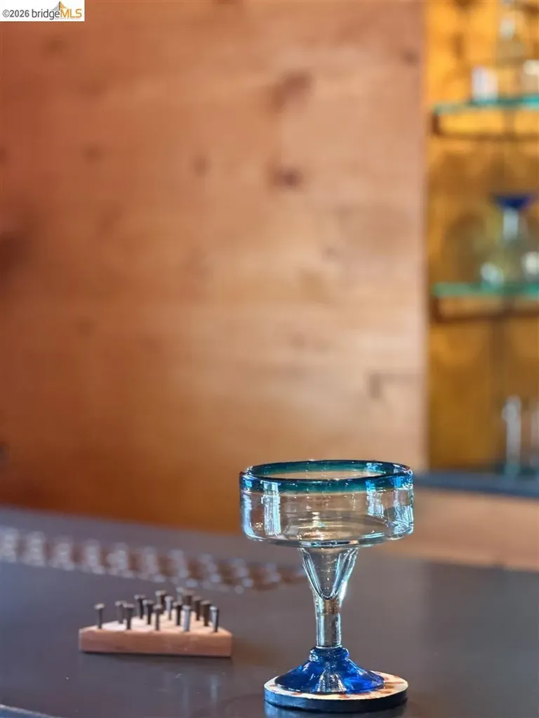 1799 Pomona Street Crockett CA 94525