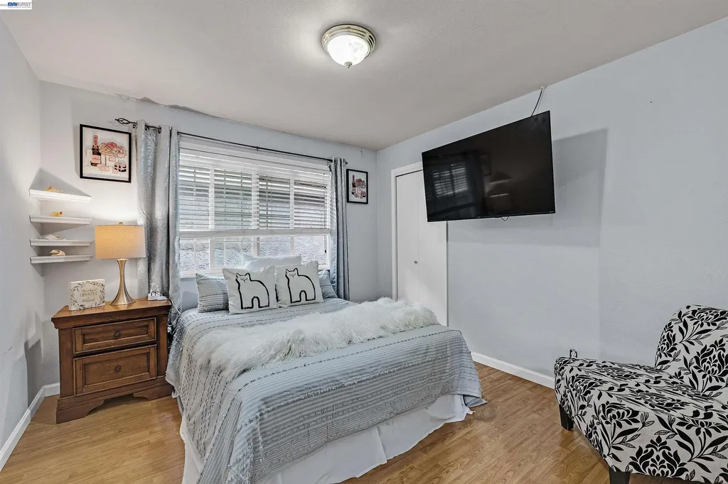 1615 85th Avenue Oakland CA 94621