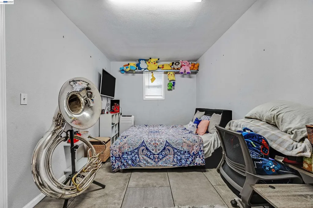 1615 85th Avenue Oakland CA 94621