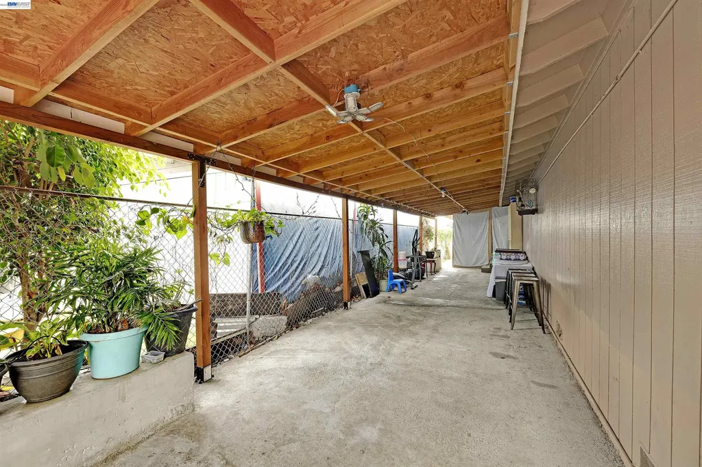 1615 85th Avenue Oakland CA 94621