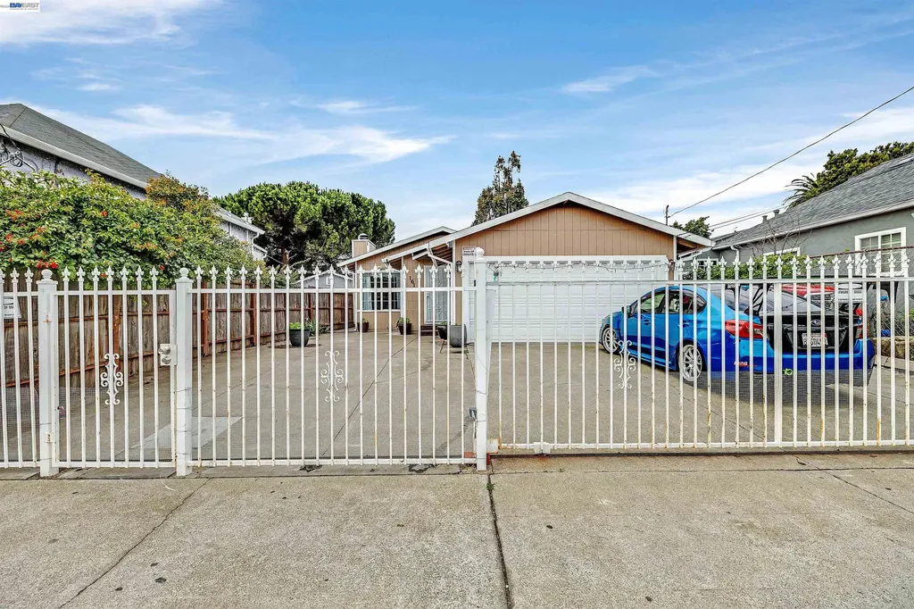 1615 85th Avenue Oakland CA 94621