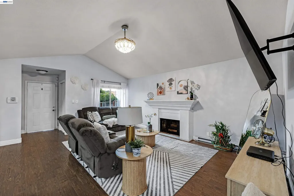 1615 85th Avenue Oakland CA 94621