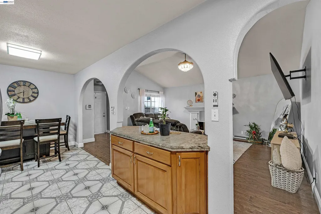 1615 85th Avenue Oakland CA 94621