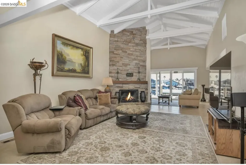 1056 Discovery Bay Boulevard Discovery Bay CA 94505