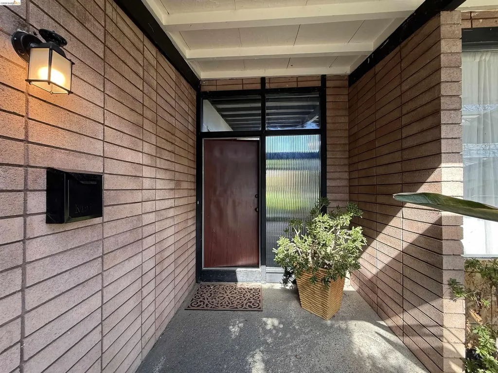 4150 Brookside Drive Pittsburg CA 94565