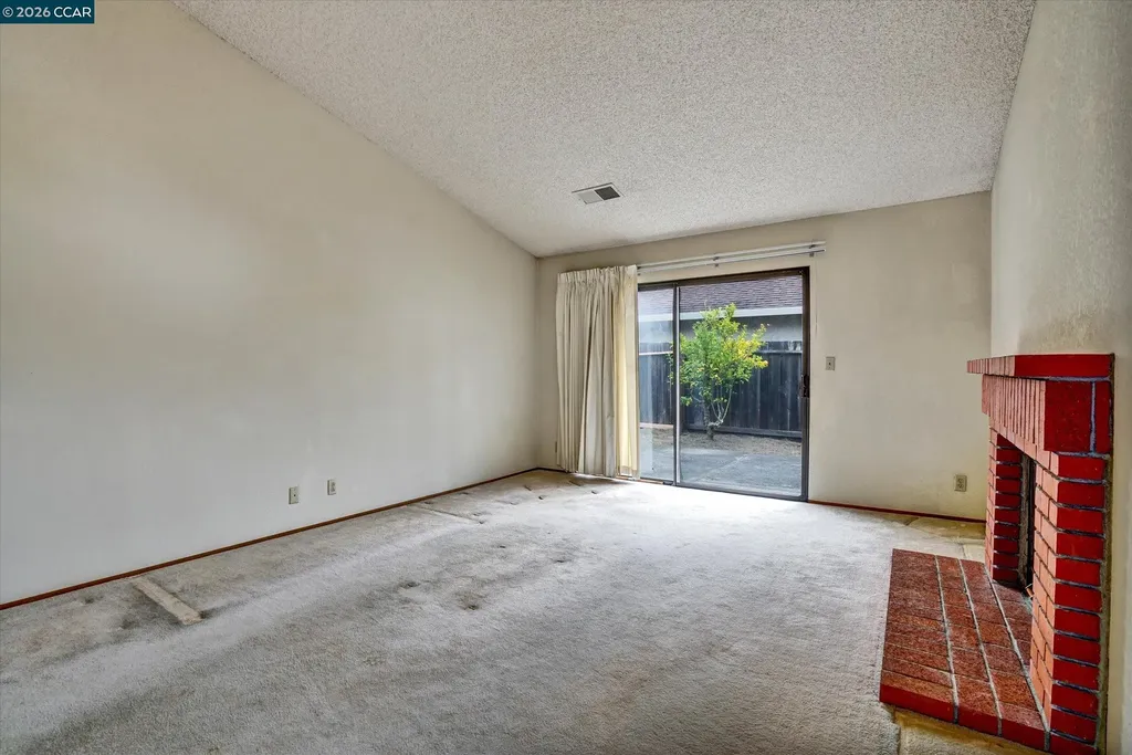 1286 Clarke Lane Alameda CA 94502