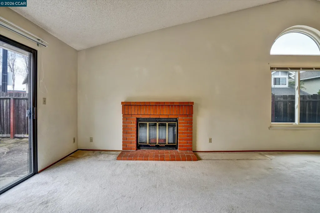 1286 Clarke Lane Alameda CA 94502