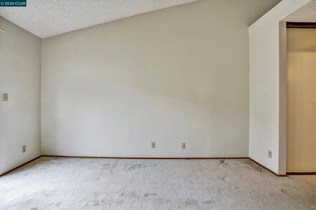 1286 Clarke Lane Alameda CA 94502