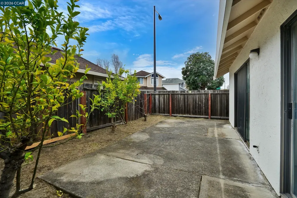 1286 Clarke Lane Alameda CA 94502