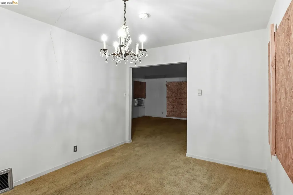 4445 Tompkins Avenue Oakland CA 94619