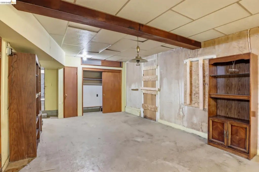 4445 Tompkins Avenue Oakland CA 94619