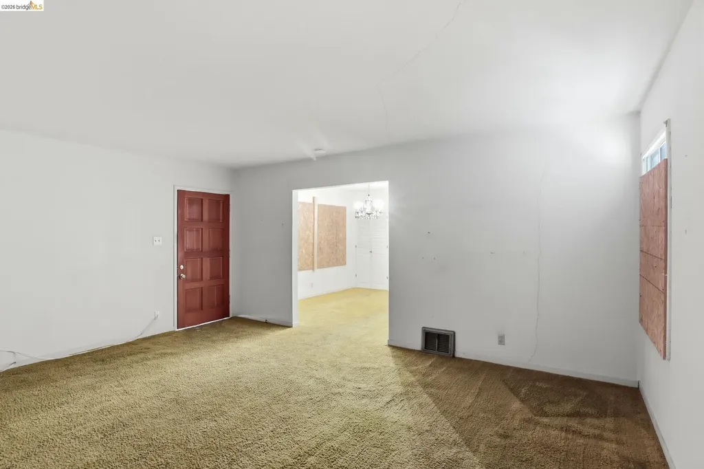 4445 Tompkins Avenue Oakland CA 94619