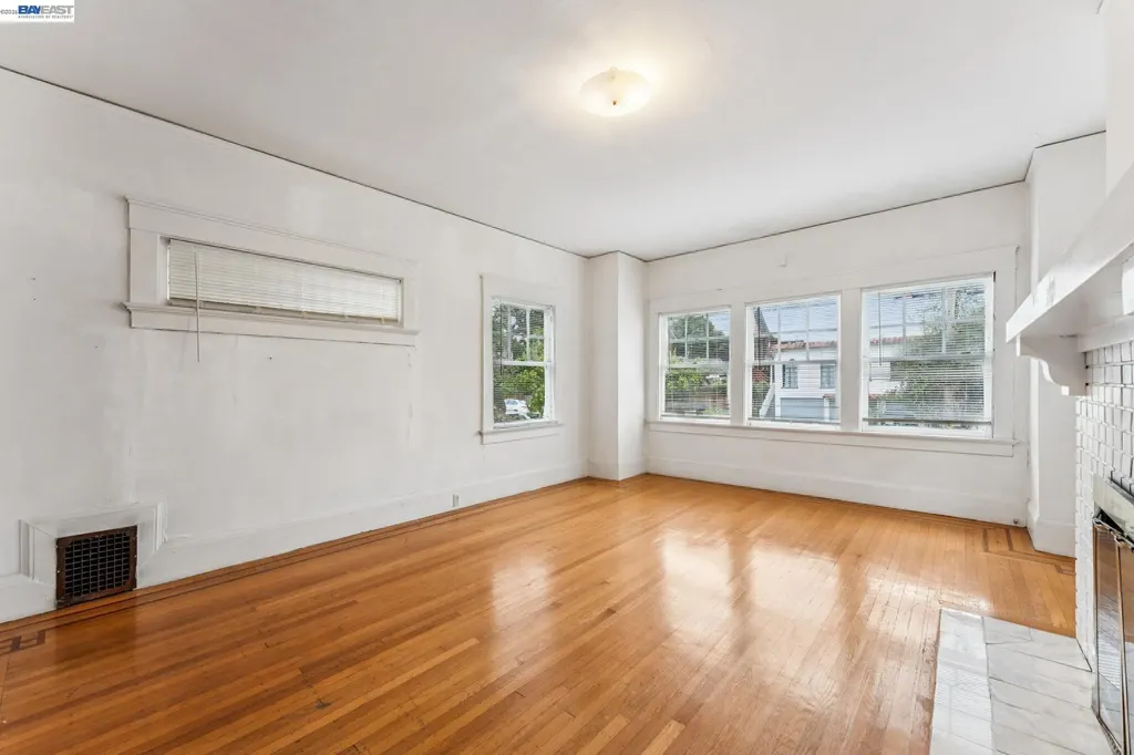 2643 Stuart Street Berkeley CA 94705