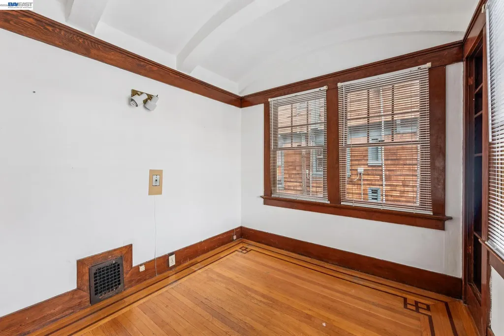 2643 Stuart Street Berkeley CA 94705