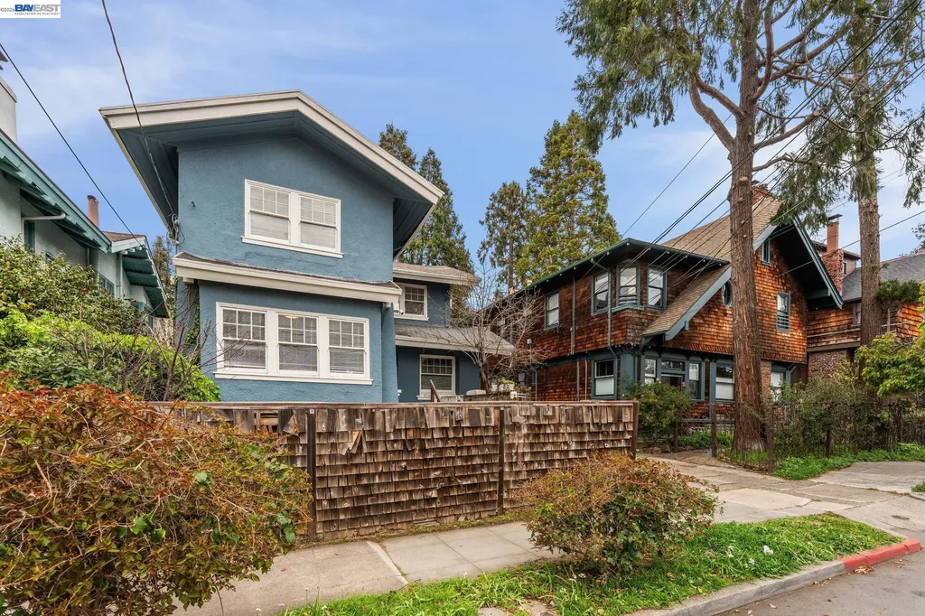 2643 Stuart Street Berkeley CA 94705