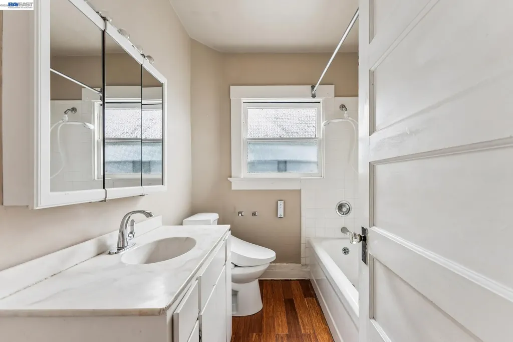 2643 Stuart Street Berkeley CA 94705