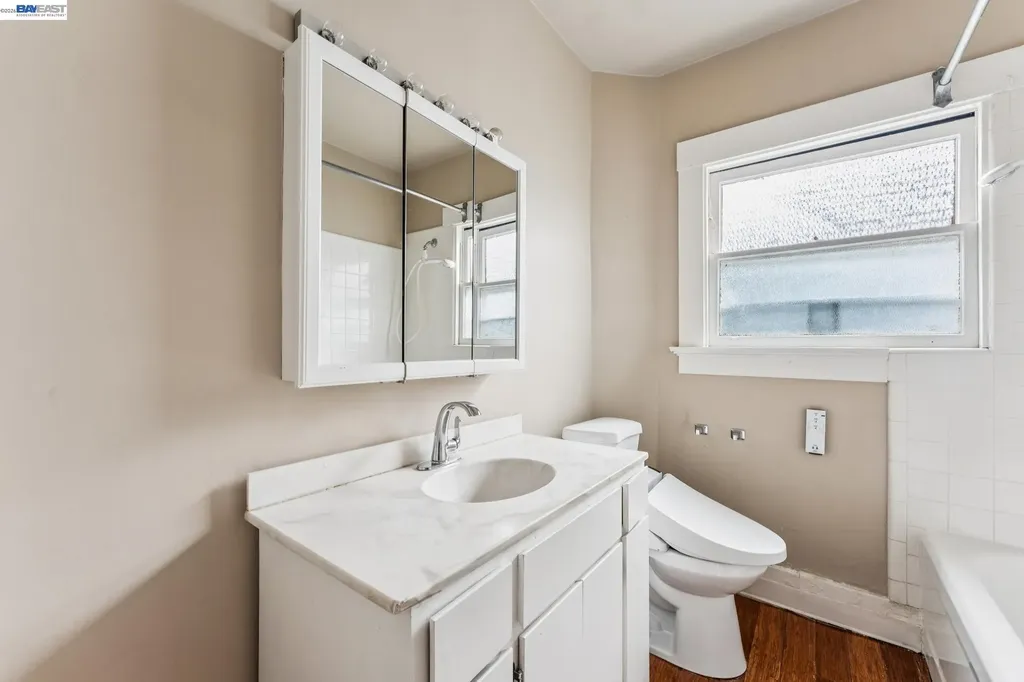 2643 Stuart Street Berkeley CA 94705