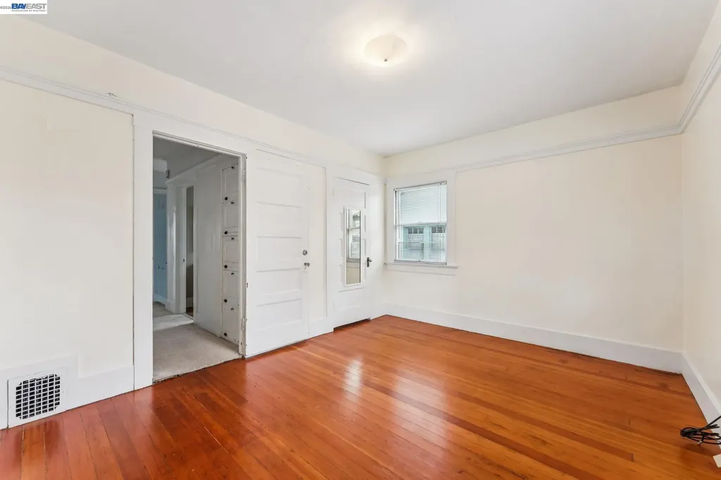 2643 Stuart Street Berkeley CA 94705