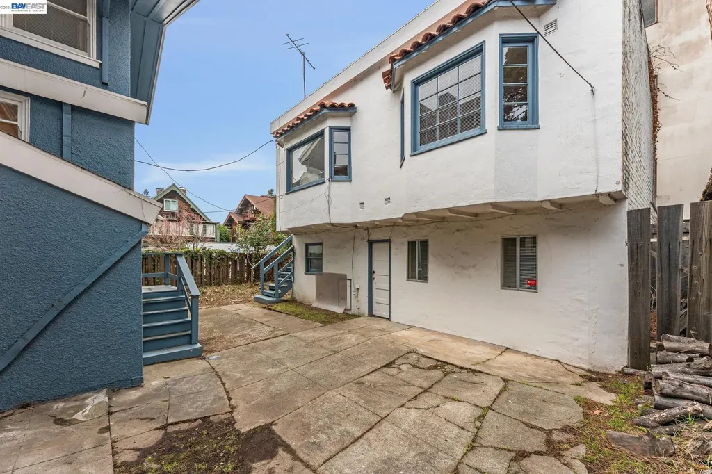 2643 Stuart Street Berkeley CA 94705