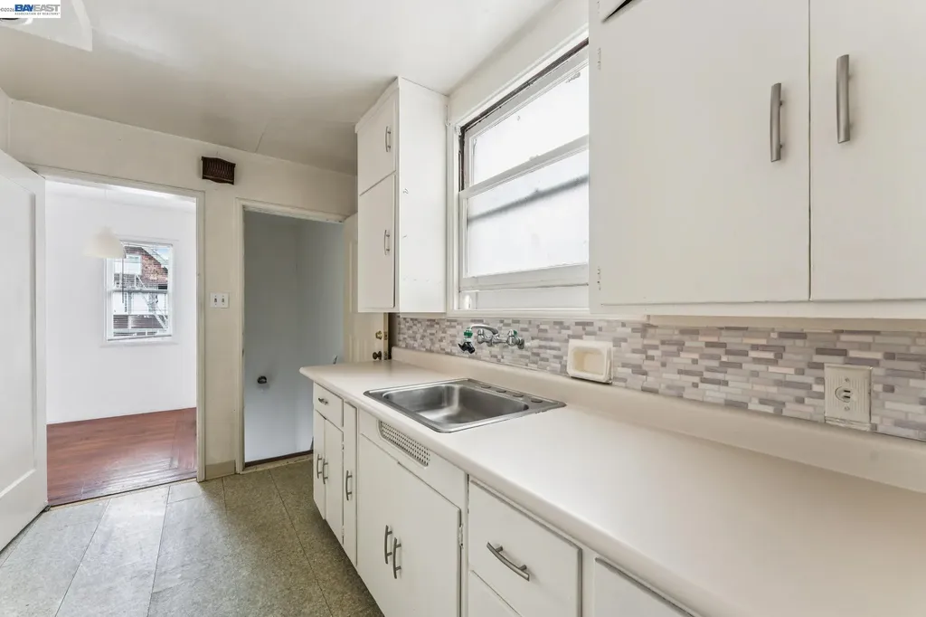 2643 Stuart Street Berkeley CA 94705