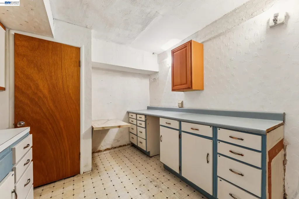 2643 Stuart Street Berkeley CA 94705