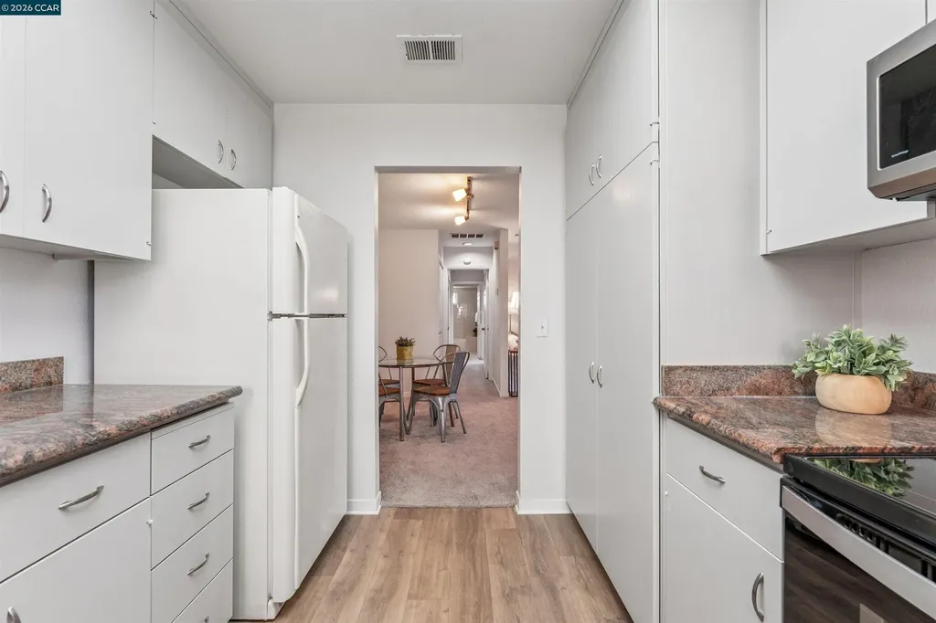 405 Centre Court Alameda CA 94502
