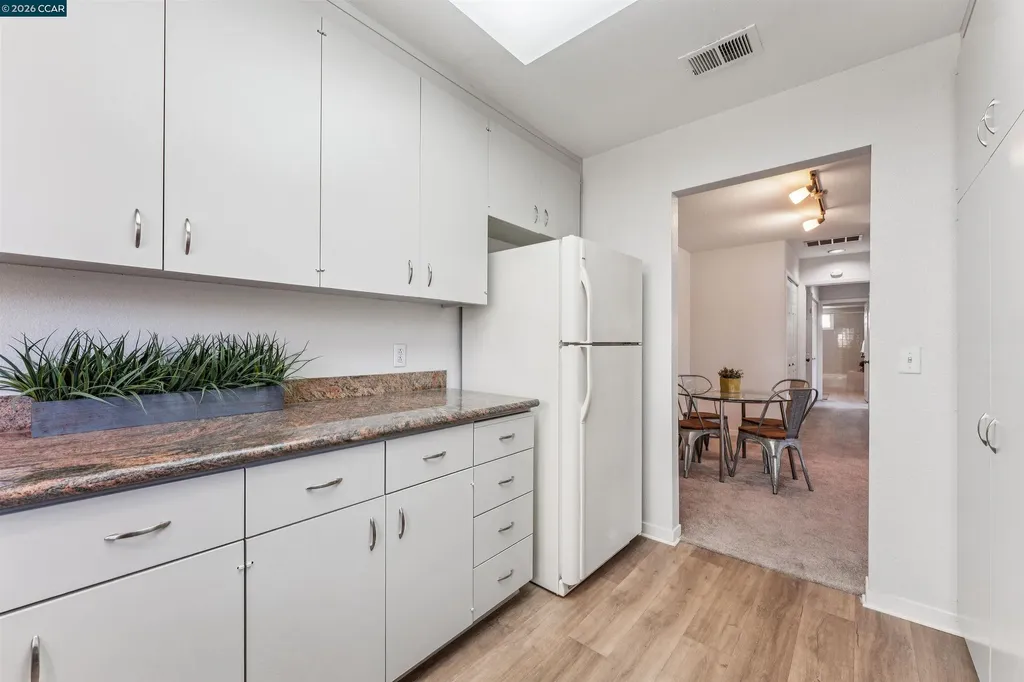 405 Centre Court Alameda CA 94502