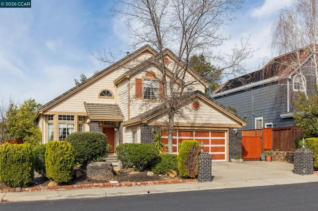 105 Crow Place Clayton CA 94517