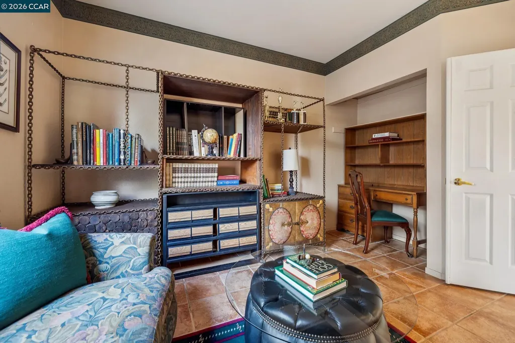 105 Crow Place Clayton CA 94517