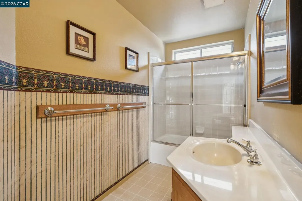 105 Crow Place Clayton CA 94517