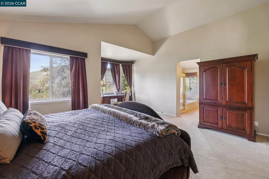 105 Crow Place Clayton CA 94517