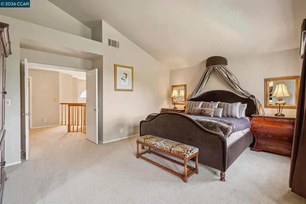 105 Crow Place Clayton CA 94517