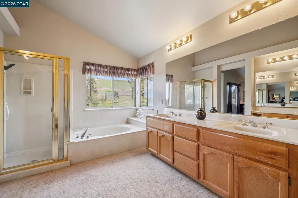 105 Crow Place Clayton CA 94517