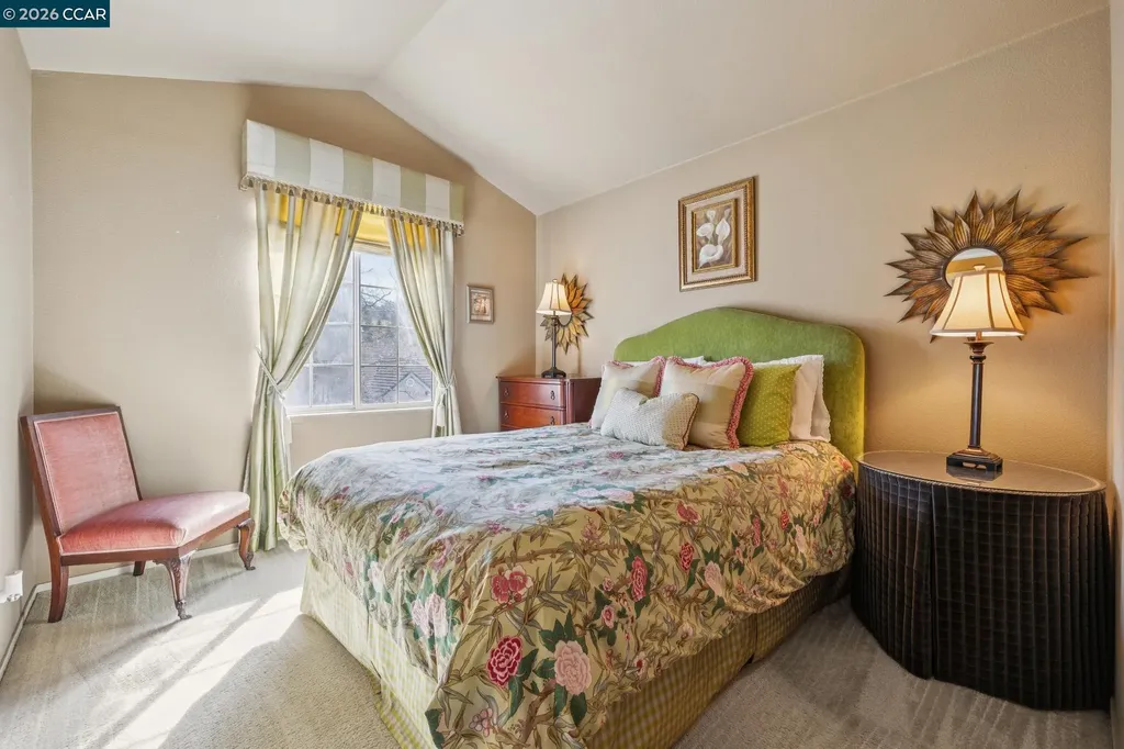 105 Crow Place Clayton CA 94517