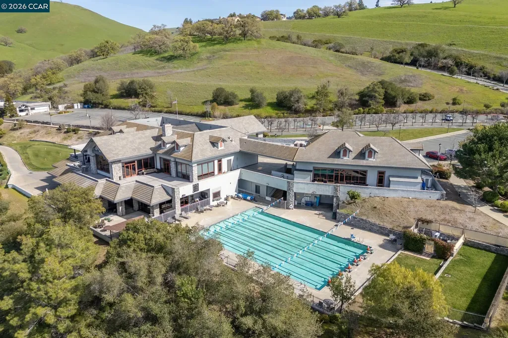 105 Crow Place Clayton CA 94517