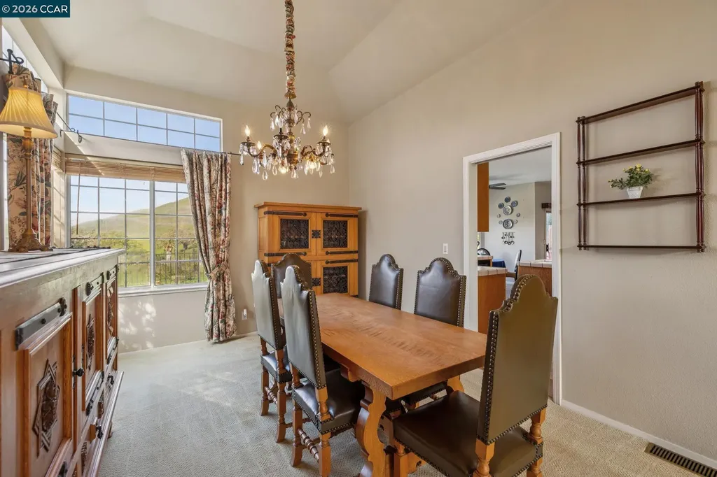 105 Crow Place Clayton CA 94517