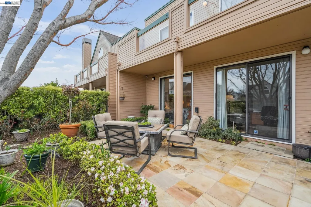 9 Regulus Court Alameda CA 94501