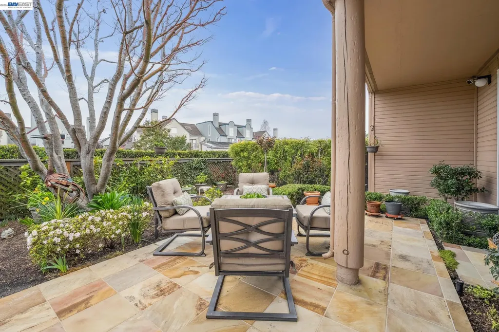 9 Regulus Court Alameda CA 94501