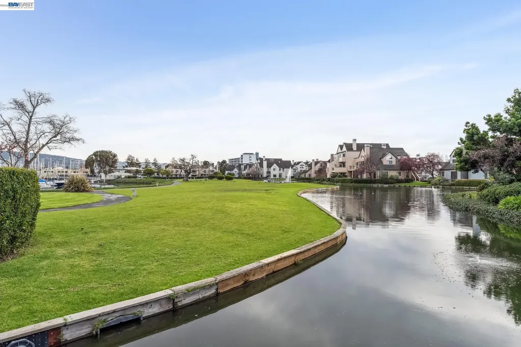 9 Regulus Court Alameda CA 94501