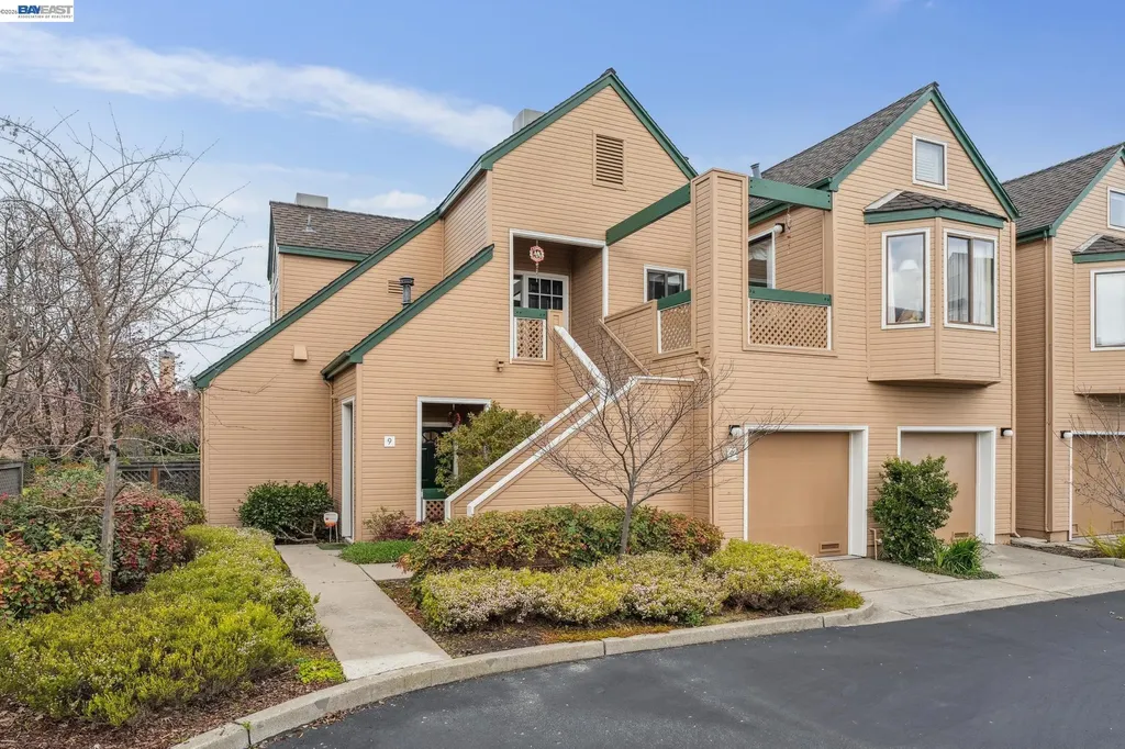 9 Regulus Court Alameda CA 94501