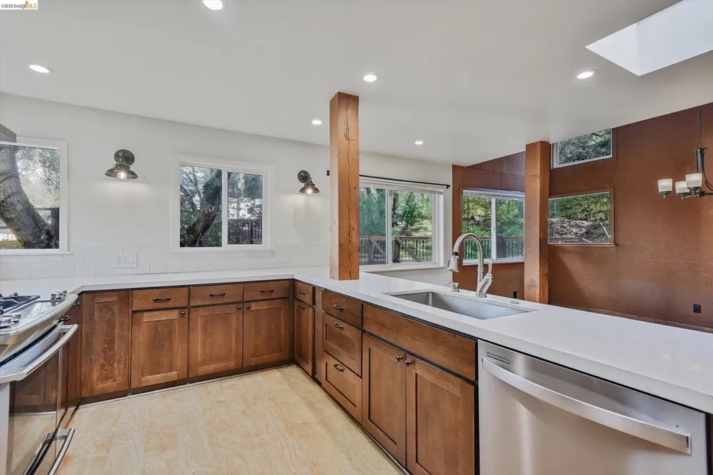 9 Wildwood Road Orinda CA 94563