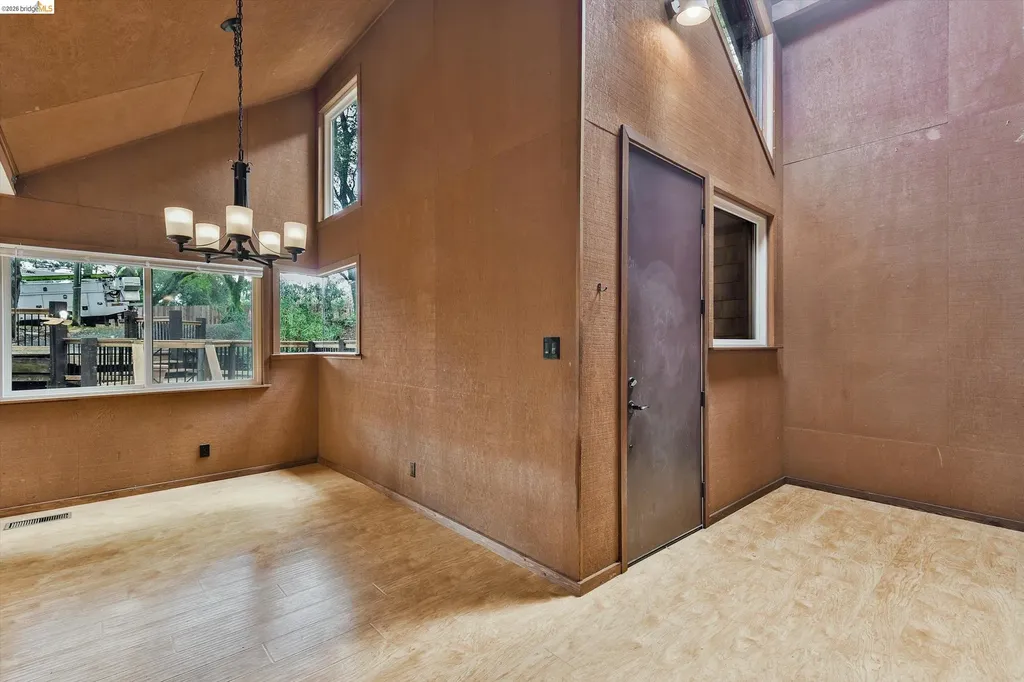 9 Wildwood Road Orinda CA 94563