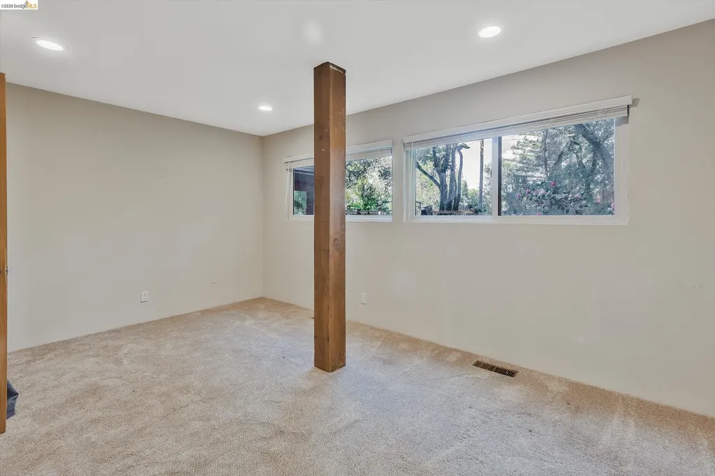 9 Wildwood Road Orinda CA 94563